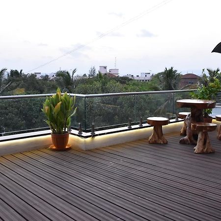 Gulmohar - Luxurious Penthouse Family Rooms Колхапур Екстериор снимка